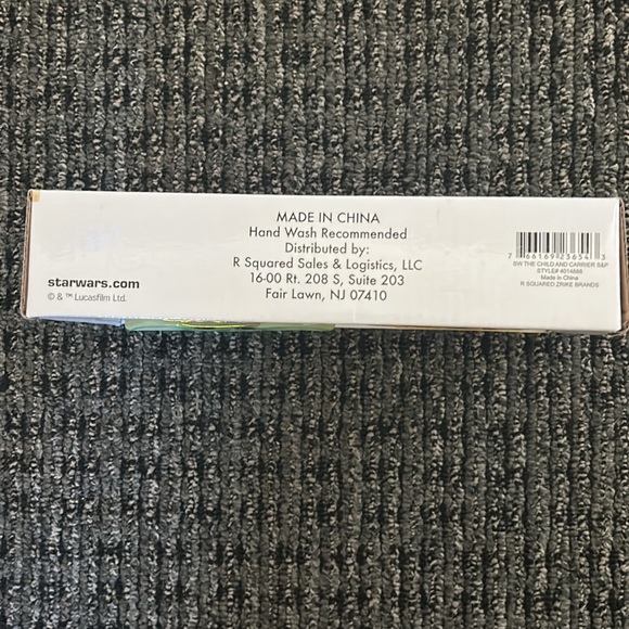 💥 Disney’s Star Wars “The Mandalorian” Slat and Pepper Shakers | Baby Yoda💥 - Picture 5 of 6